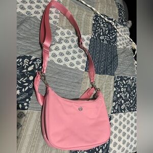 lululemon pink 3L small shoulder bag